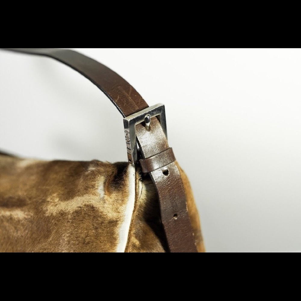 Fendi baguette brown fur bag - Picture 5 of 6